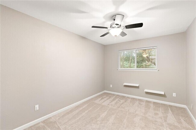 Building Photo - 9708 Moorberry St