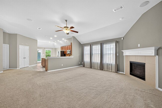 Building Photo - 18214 Almond Place Lane