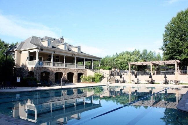 Building Photo - 7610 Wentworth Dr