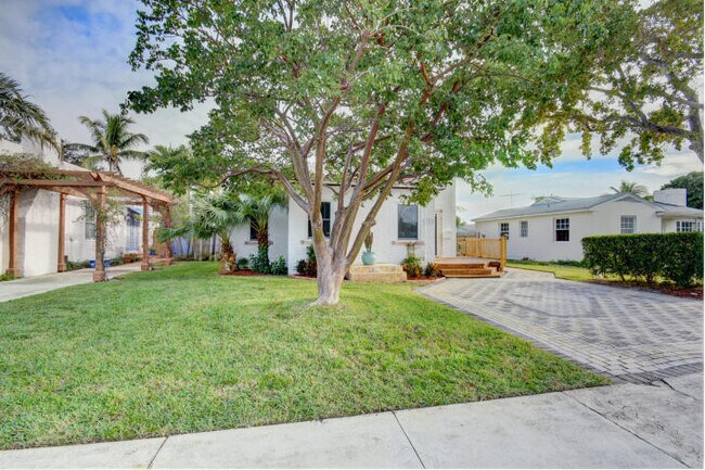 Building Photo - 232 Dixie Blvd