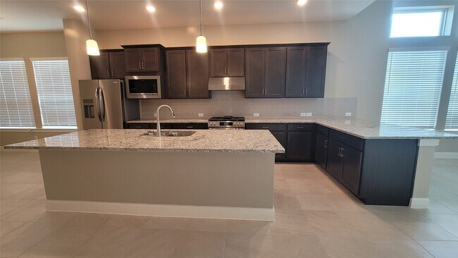 Building Photo - 22006 Tawny Butterfly Dr