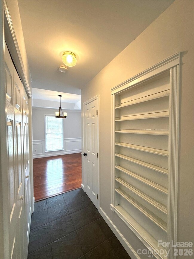 Building Photo - 14504 John Beck Dr