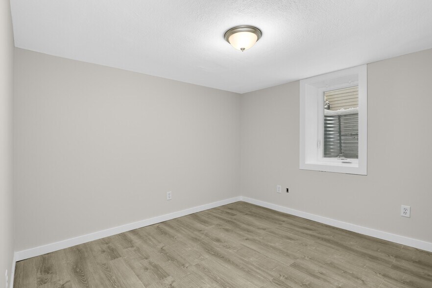 Building Photo - 3744 Perry Ave N