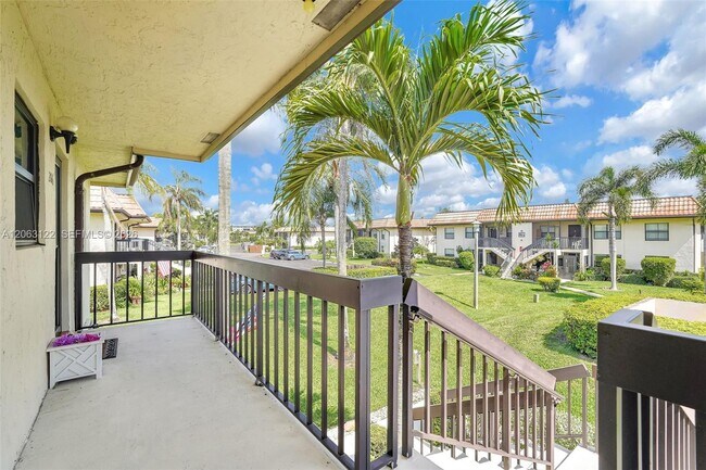 Building Photo - 7142 Golf Colony Ct