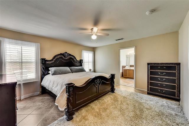 Building Photo - 1206 Periwinkle Dr