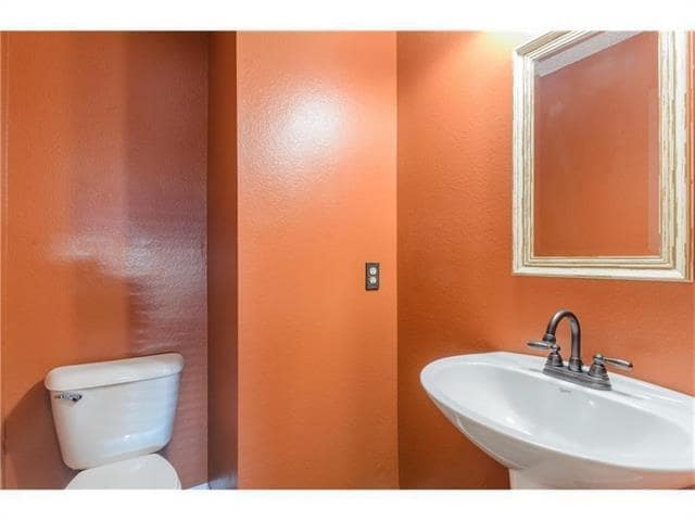 Building Photo - 618 Gunters Mtn Ln