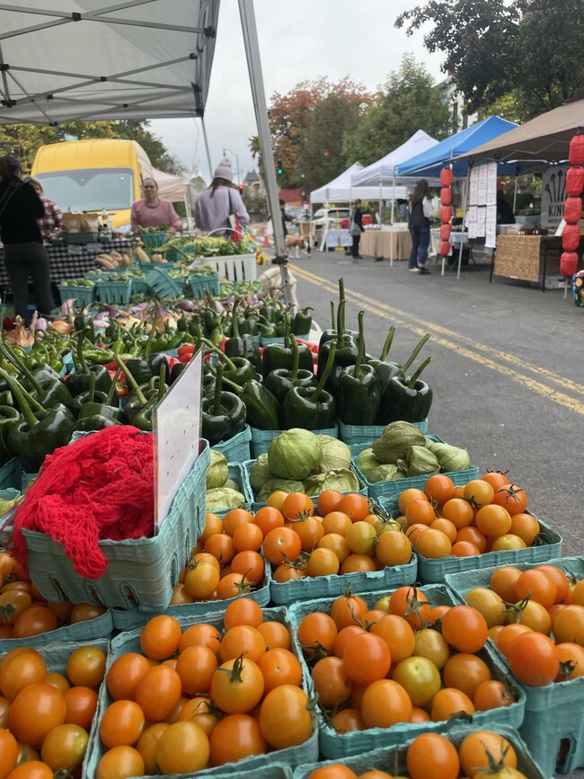 Local Farmer's Market - 2219 Flagler Pl NW