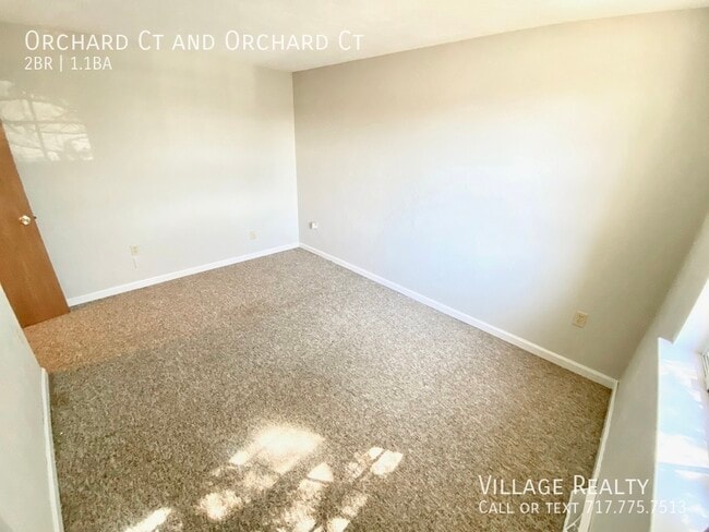 Building Photo - 402 Orchard Ct