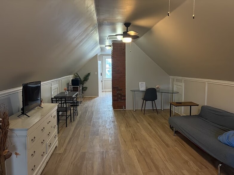 Building Photo - 15101 Arden Ave