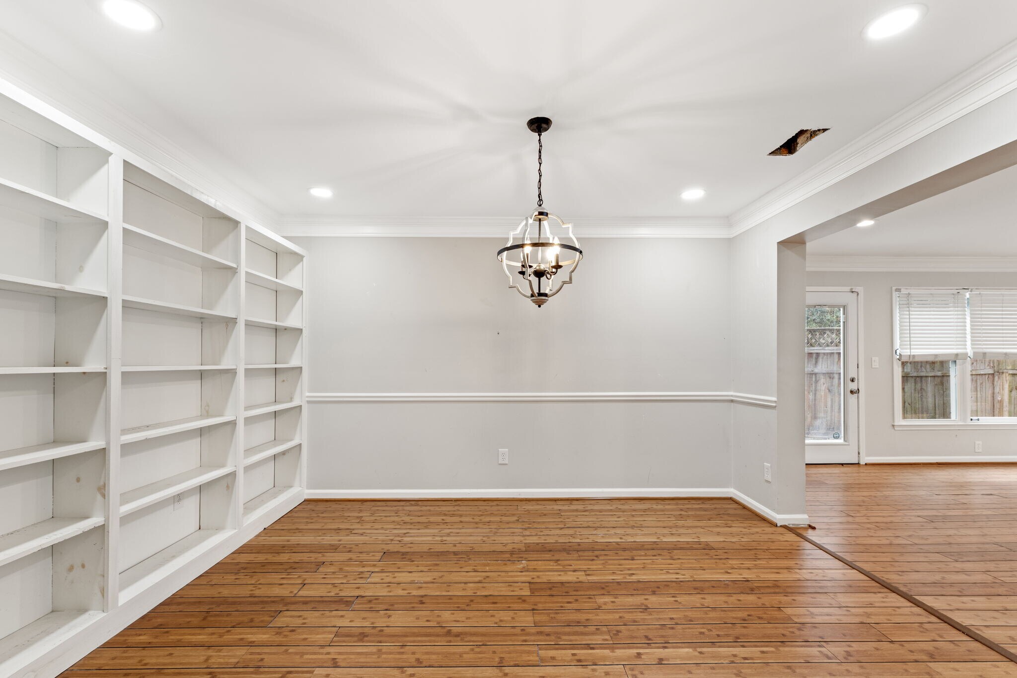 Dining Room with Lots of Light - 1486 Briaroaks Trl NE