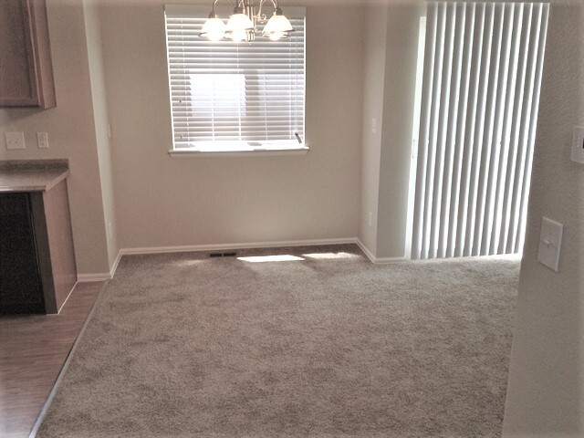 Building Photo - 9826 Kenton Cir