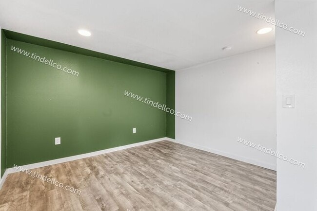 Building Photo - Charming 4-Bedroom Home in University Park with Finished Basement & Spacious Living Areas