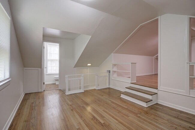 Building Photo - 821 NW 48th St
