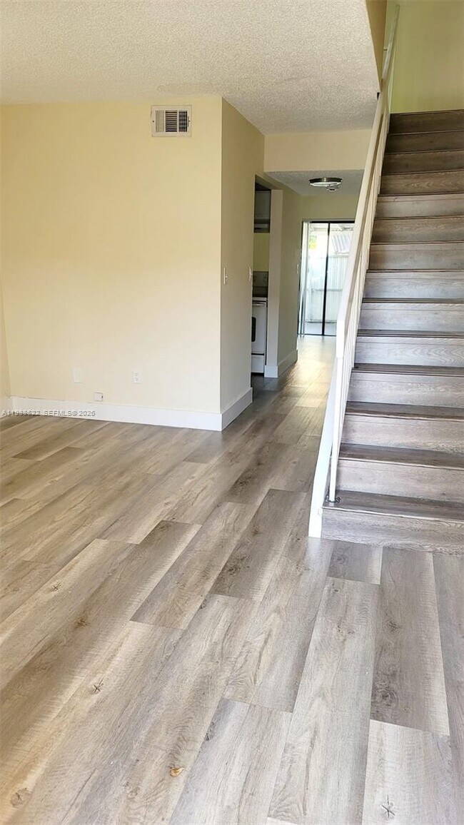 Building Photo - 2221 W 52nd St