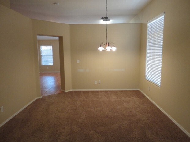 Building Photo - 222 Mariposa Way