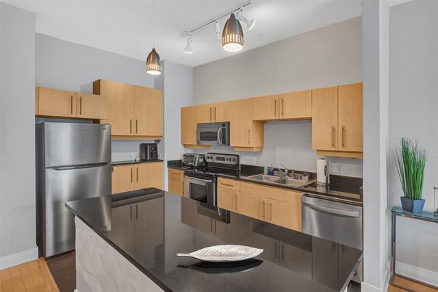 Building Photo - 4414 Cedar Springs Rd