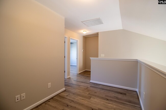 Building Photo - 156 Chesterbrook Ln
