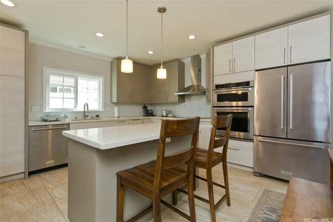 Building Photo - 4162 Puu Panini Ave