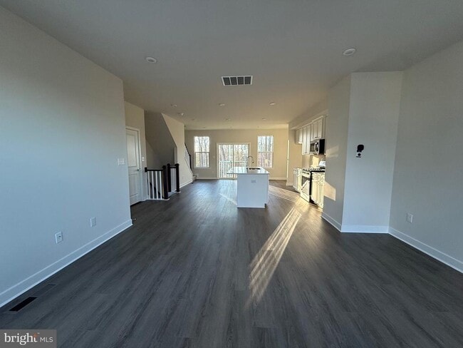 Building Photo - 4337 Reusch Cir