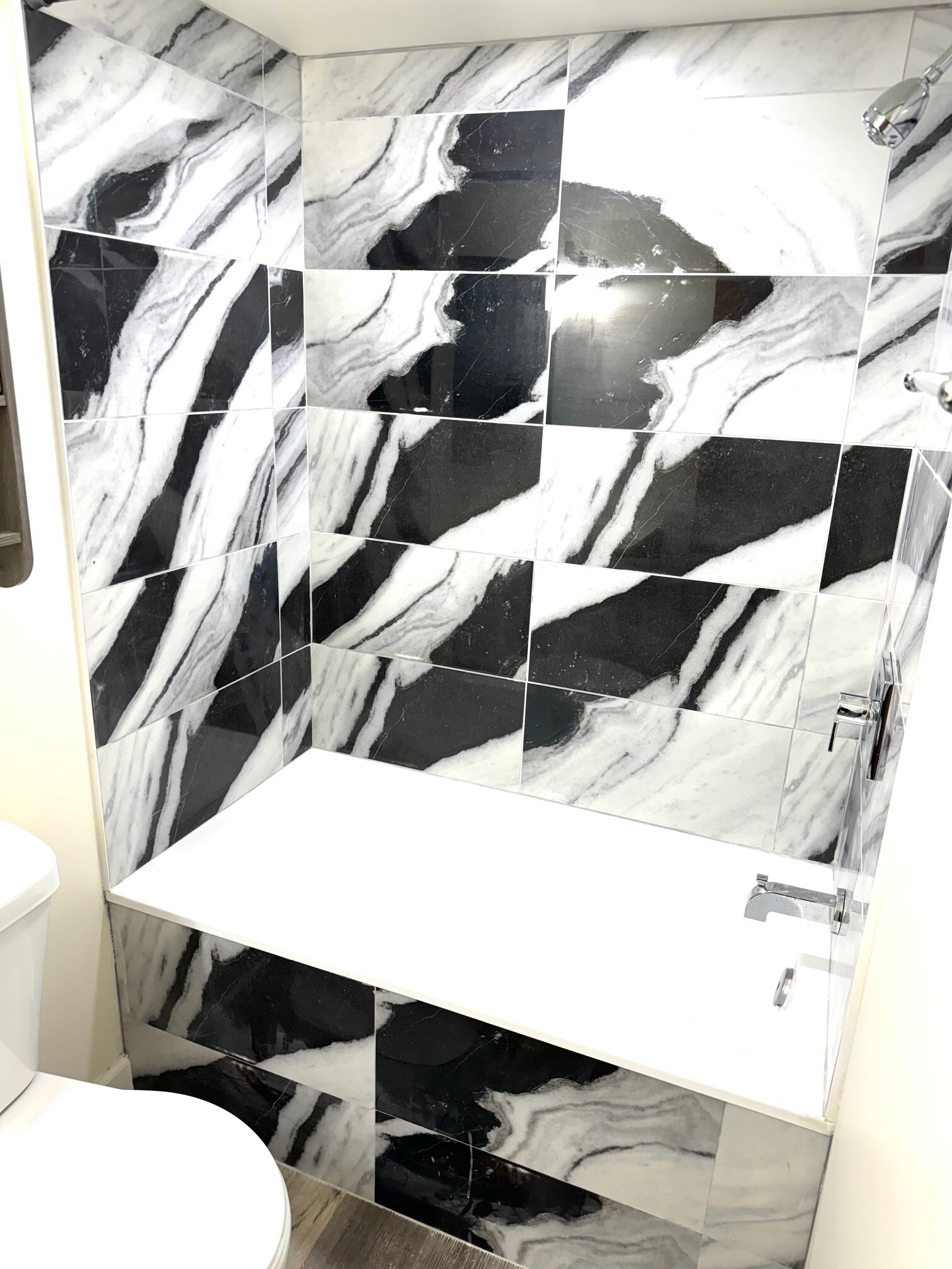 Building Photo - 10351 Cambridge St