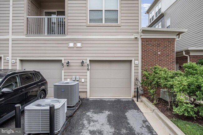 Building Photo - 629 Diamondback Dr