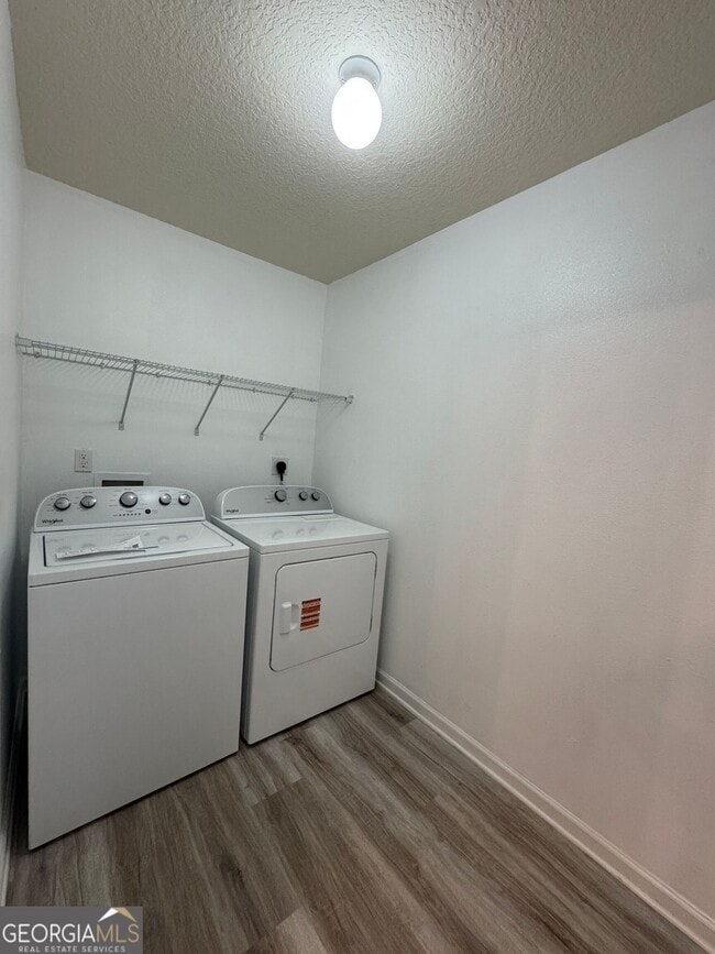 Building Photo - 217 Brooklet Cir
