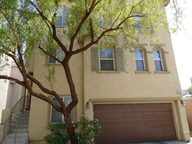 Primary Photo - 3 Story 3 Bedroom, 3 Full Bath, 2 Car Gara...