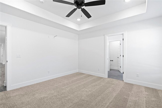 Building Photo - 4206 SW Adams Rd