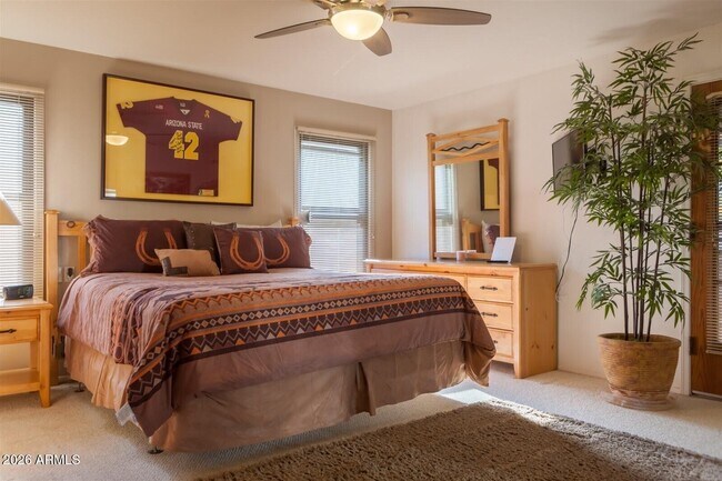 Building Photo - 411 E Marny Rd