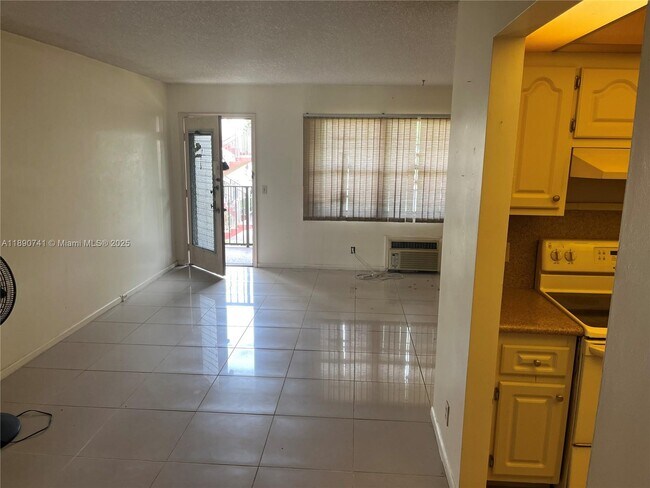 Building Photo - 150 SW 134th Way