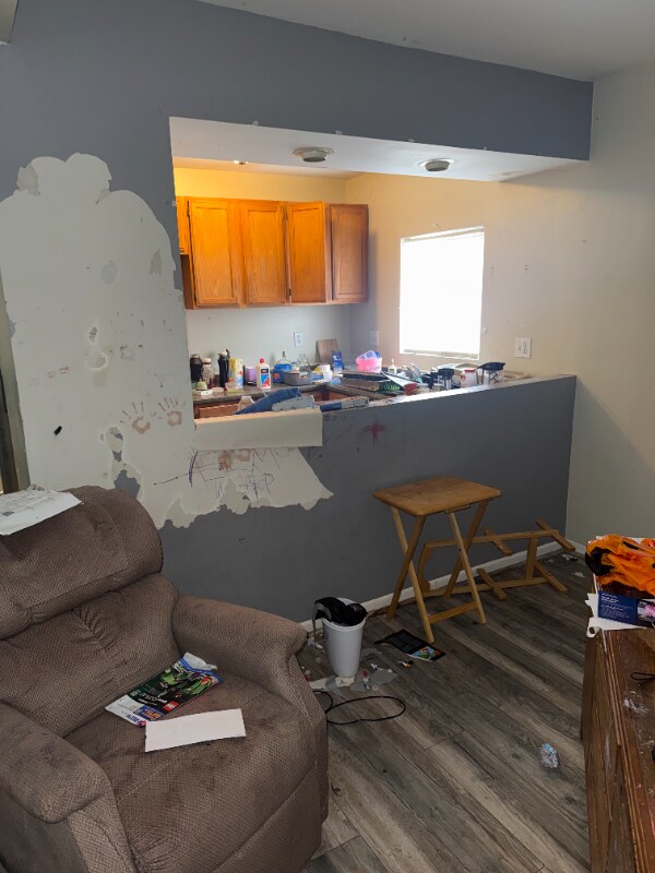 Building Photo - 1309 Barney Ave