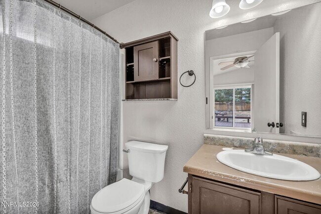 Building Photo - 17575 Parrot Dr