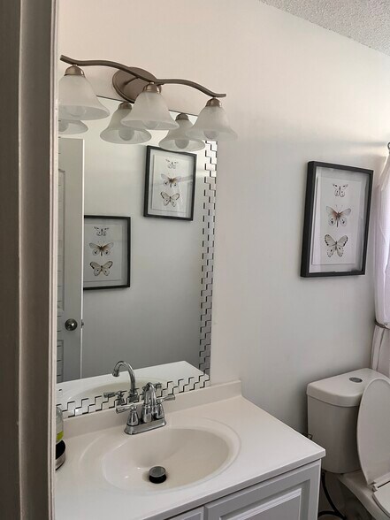 Building Photo - 7433 Springside Dr