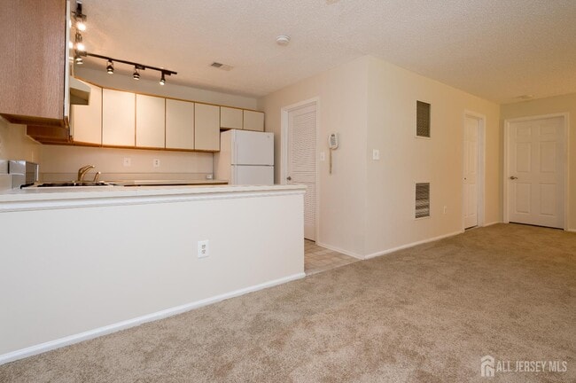 Building Photo - 98 Griggs Pl