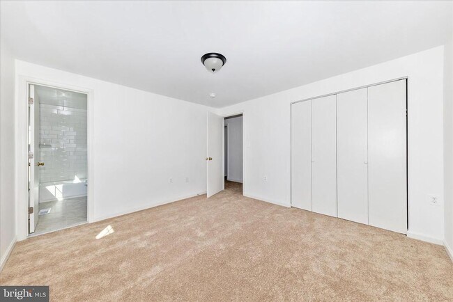 Building Photo - 13303 Country Ridge Dr