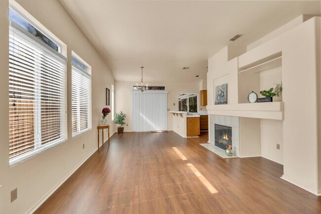 Building Photo - 8566 Aspen Brook Way