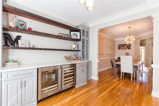 Building Photo - 2556 Oglethorpe Cir NE