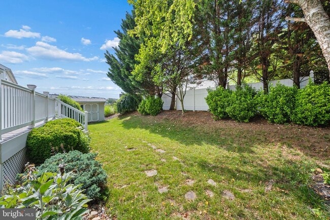 Building Photo - 110 Bedrock Dr