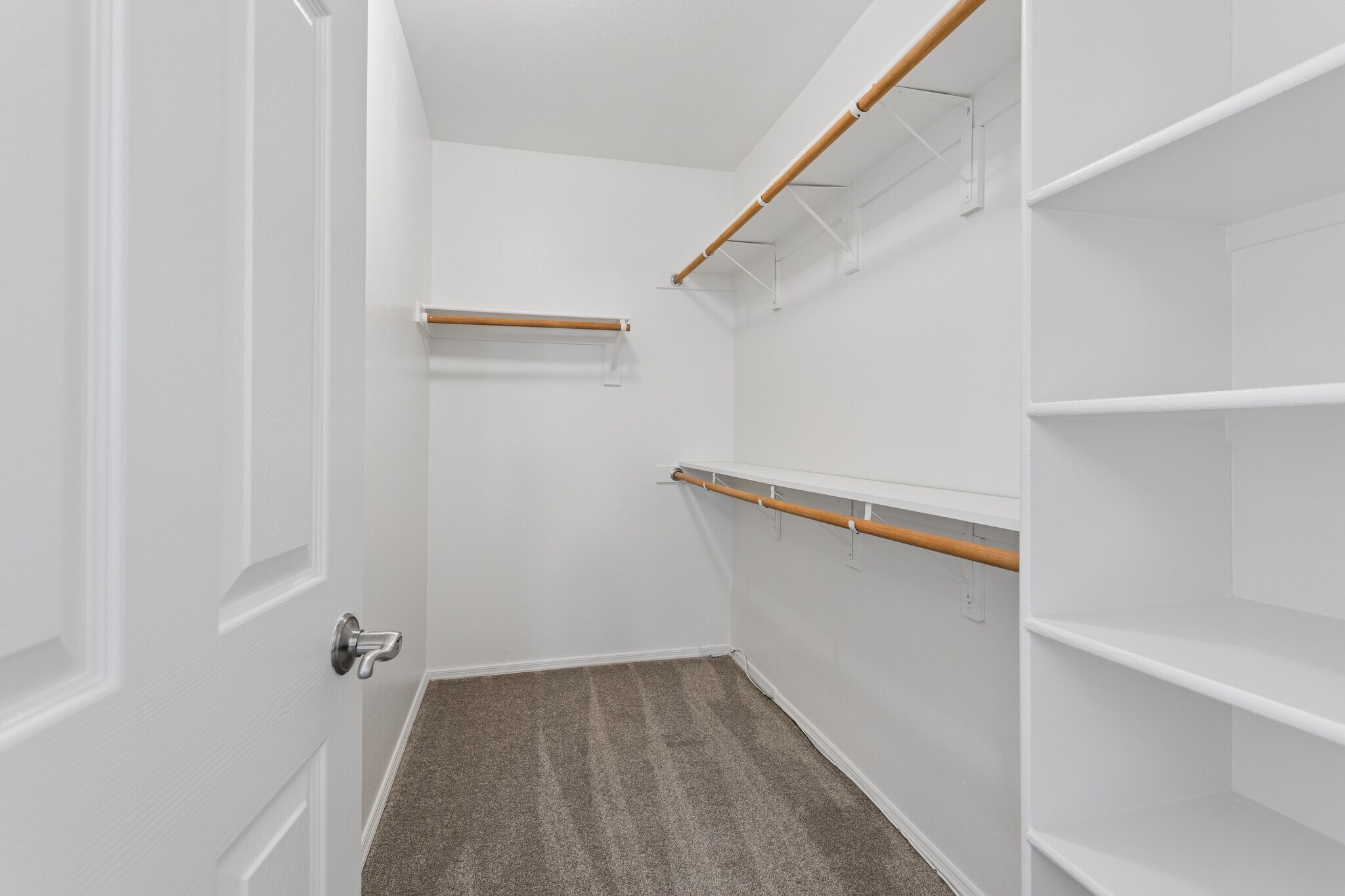 Large Walk in Closet - 4925 E Desert Cove Ave