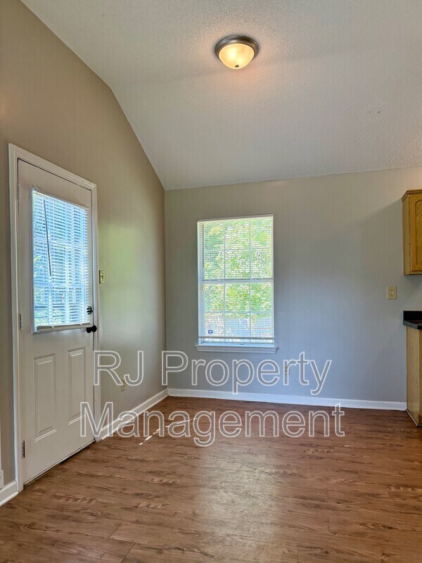 Building Photo - 4369 Pecan Creek Cir S