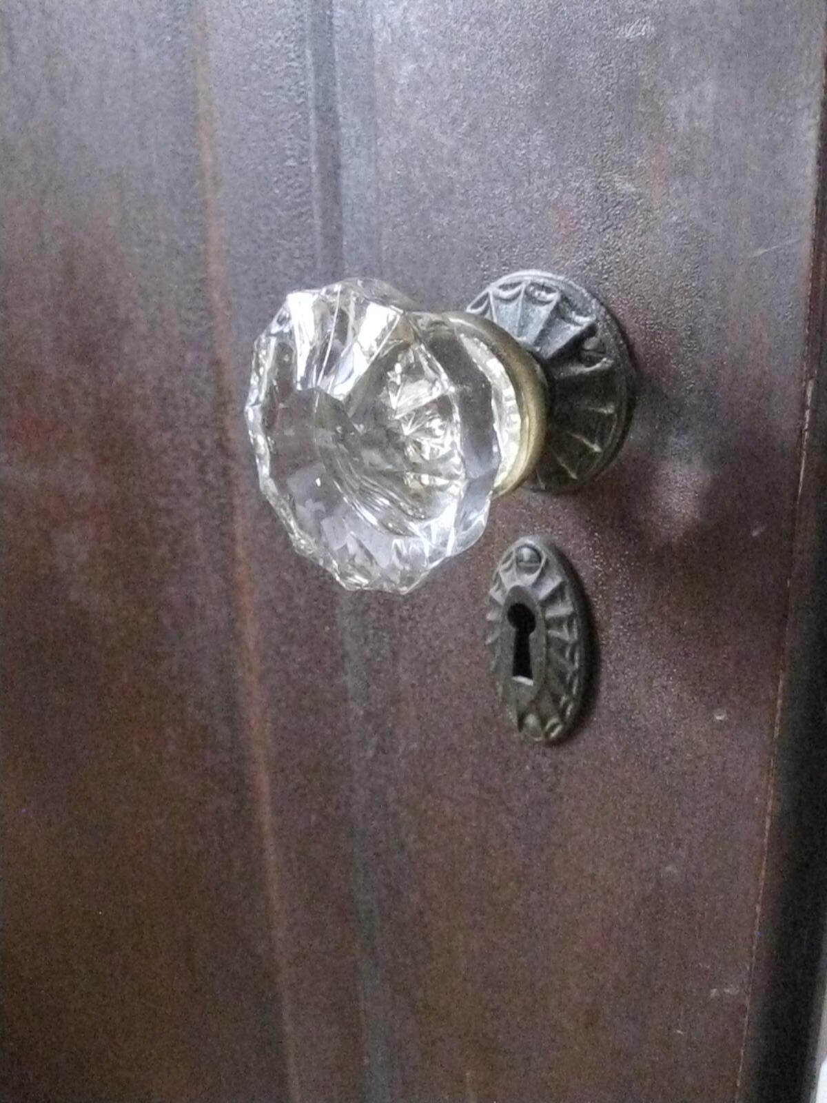 cool vintage hardware - 1820 Pleasant St