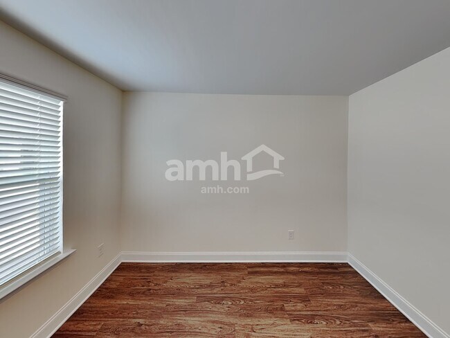 Building Photo - 2144 Laurel Walk Ln