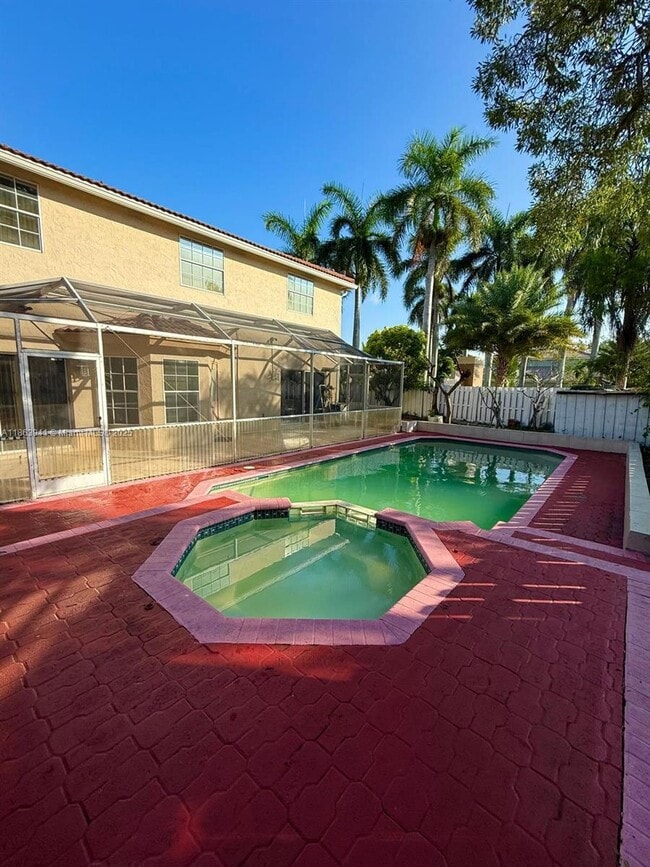 Building Photo - 1450 NW 129th Ave