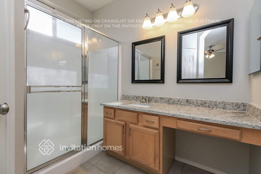 Building Photo - 3677 E Remington Dr