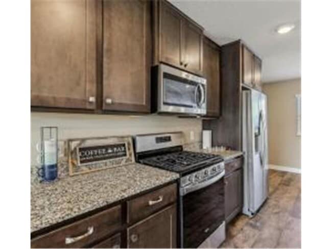 Building Photo - 5407 96th Ave N