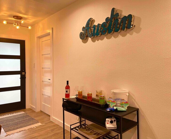 Building Photo - 607 Blueberry Hill