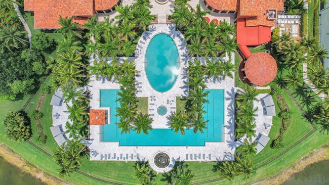 Building Photo - 9925 Via Elegante