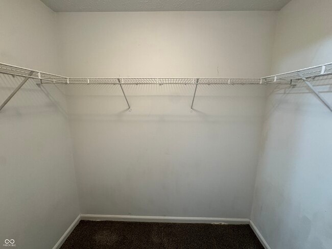 Building Photo - 829 Jack Pine Dr