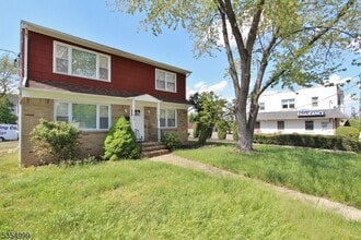 Building Photo - 516 Hamilton Blvd