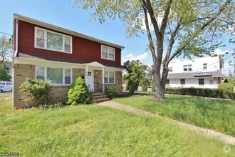 Building Photo - 516 Hamilton Blvd
